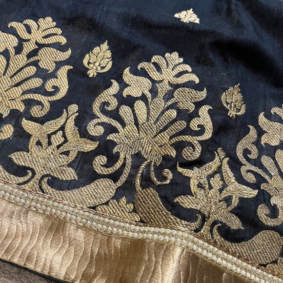 Black Indian Silk saree - Tussar silk saree with Heavy embroidery work Item desc - Picture 5 of 14